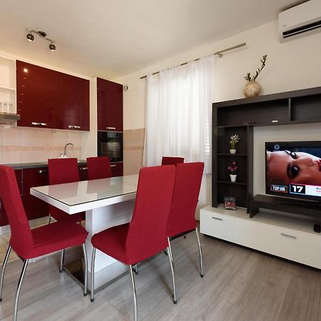 Apartments & Rooms Zaja Trogir Bilik gambar