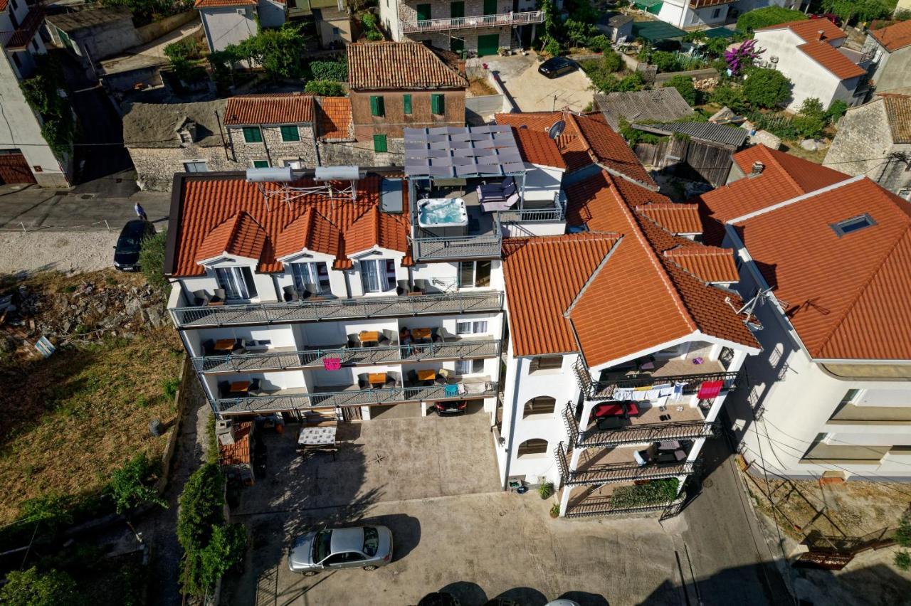Apartments & Rooms Zaja Trogir Luaran gambar