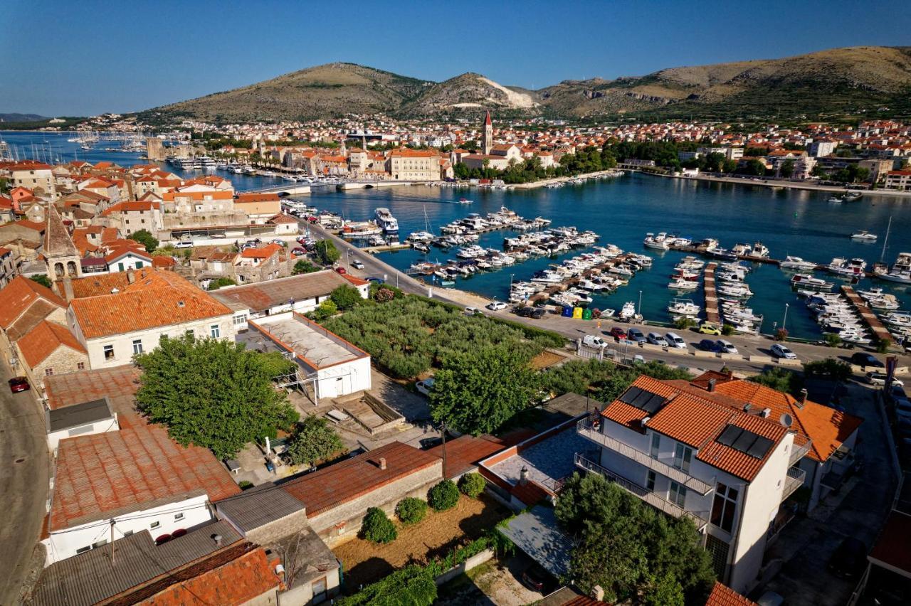 Apartments & Rooms Zaja Trogir Luaran gambar