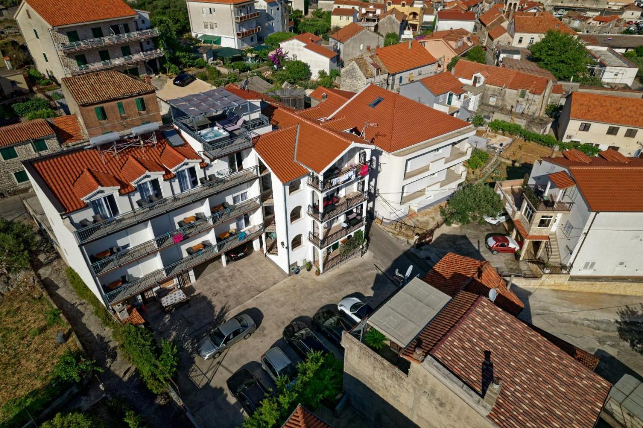 Apartments & Rooms Zaja Trogir Luaran gambar