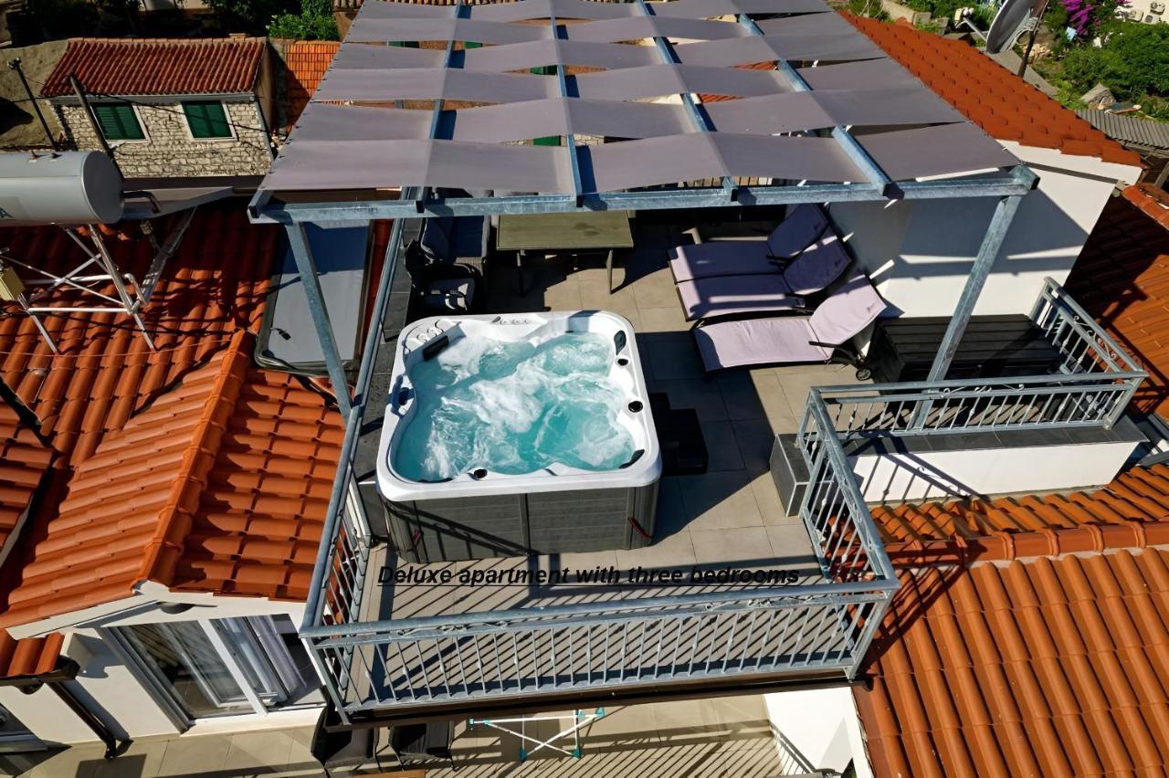 Apartments & Rooms Zaja Trogir Luaran gambar