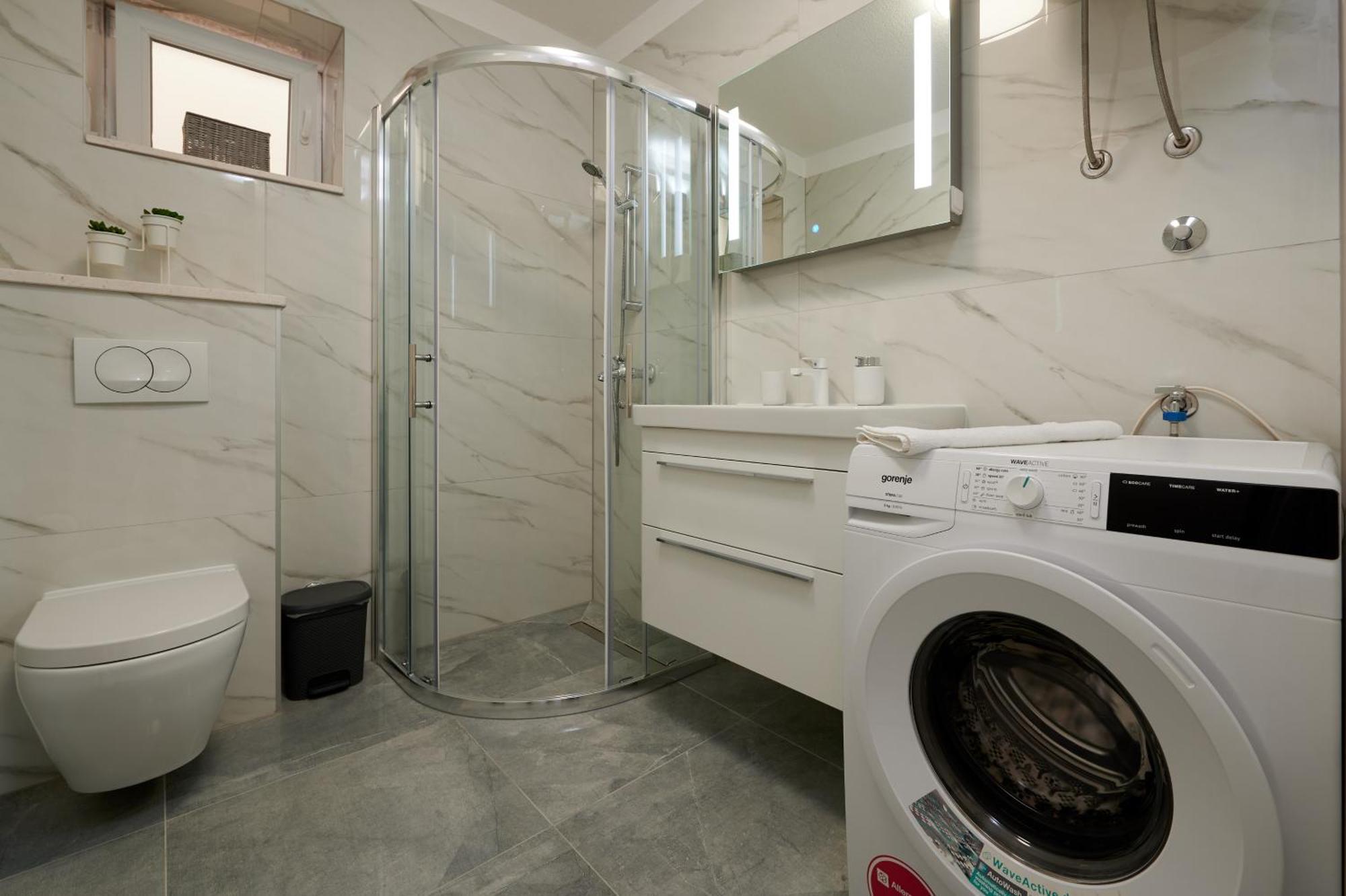 Apartments & Rooms Zaja Trogir Bilik gambar