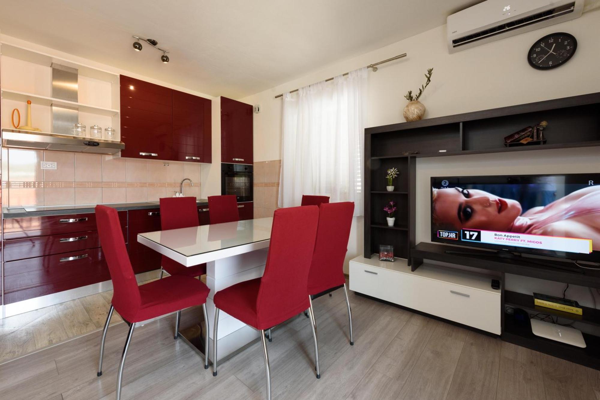 Apartments & Rooms Zaja Trogir Bilik gambar
