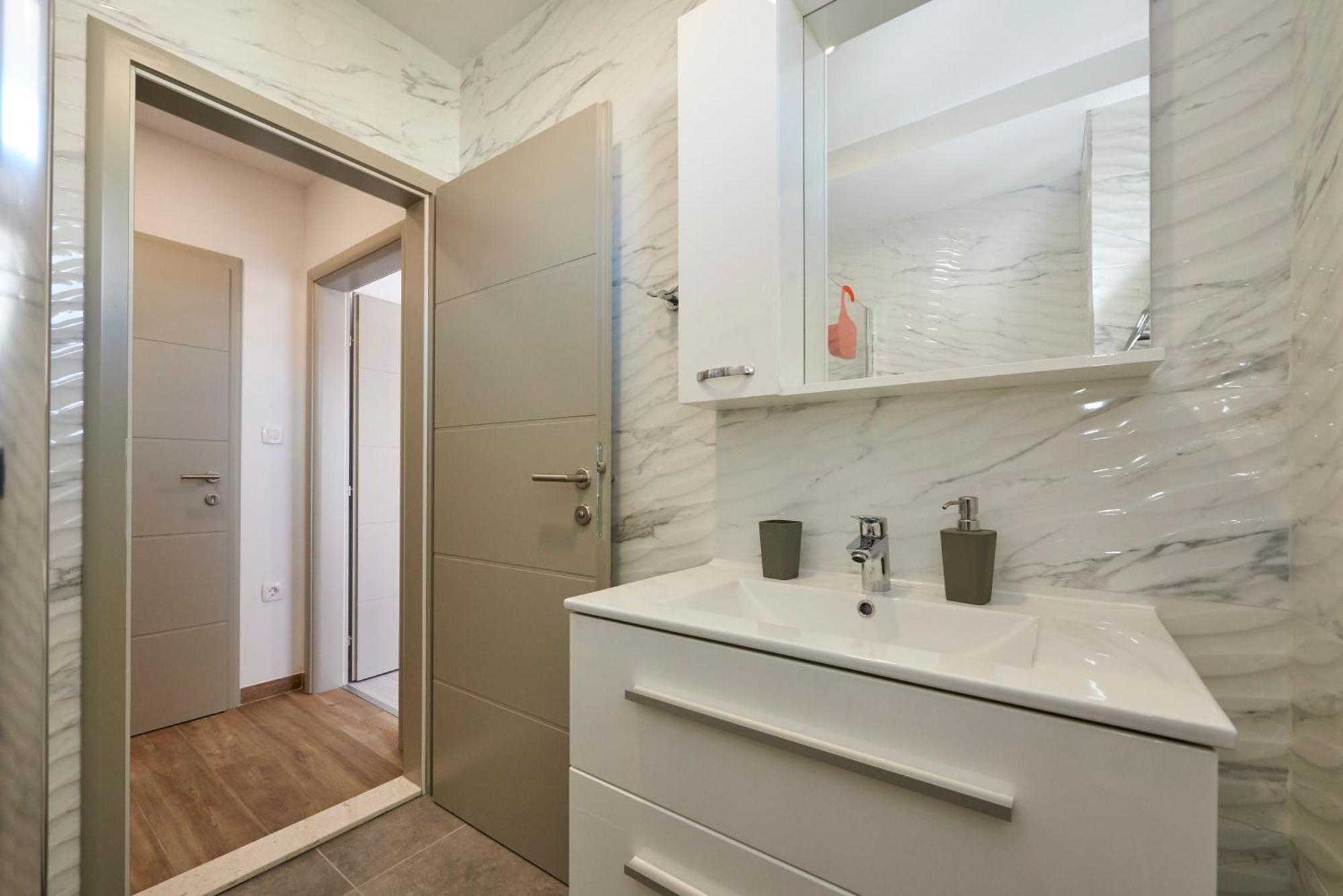 Apartments & Rooms Zaja Trogir Bilik gambar