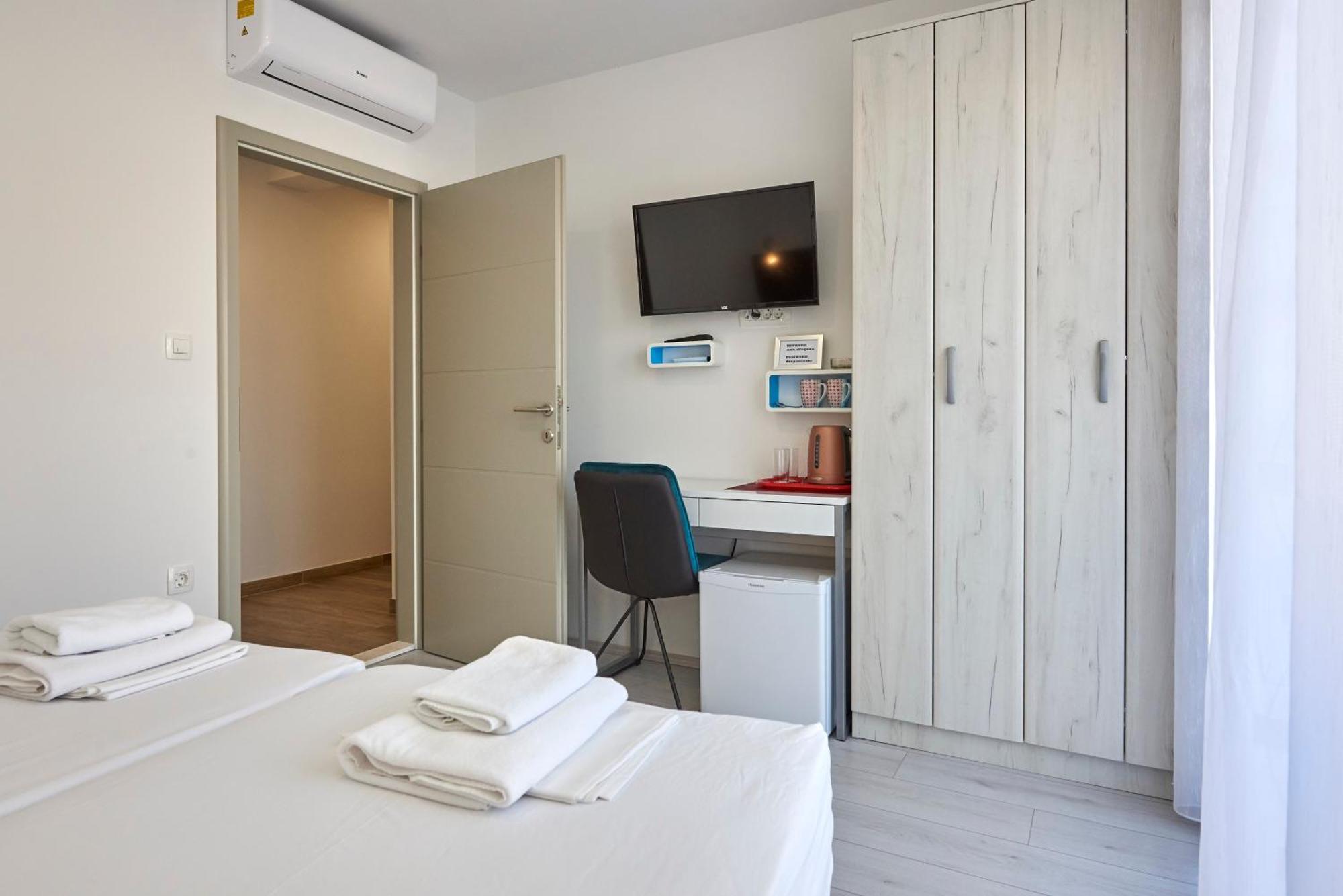 Apartments & Rooms Zaja Trogir Bilik gambar