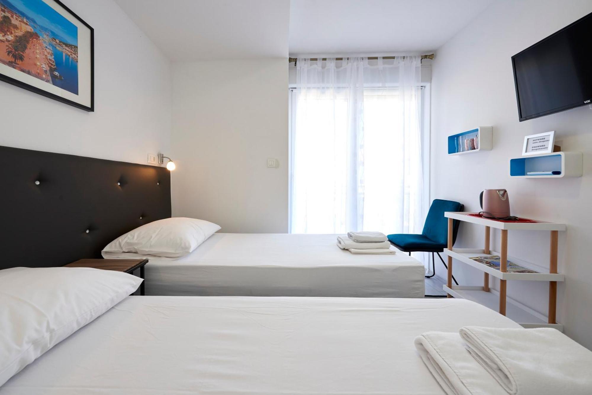 Apartments & Rooms Zaja Trogir Bilik gambar