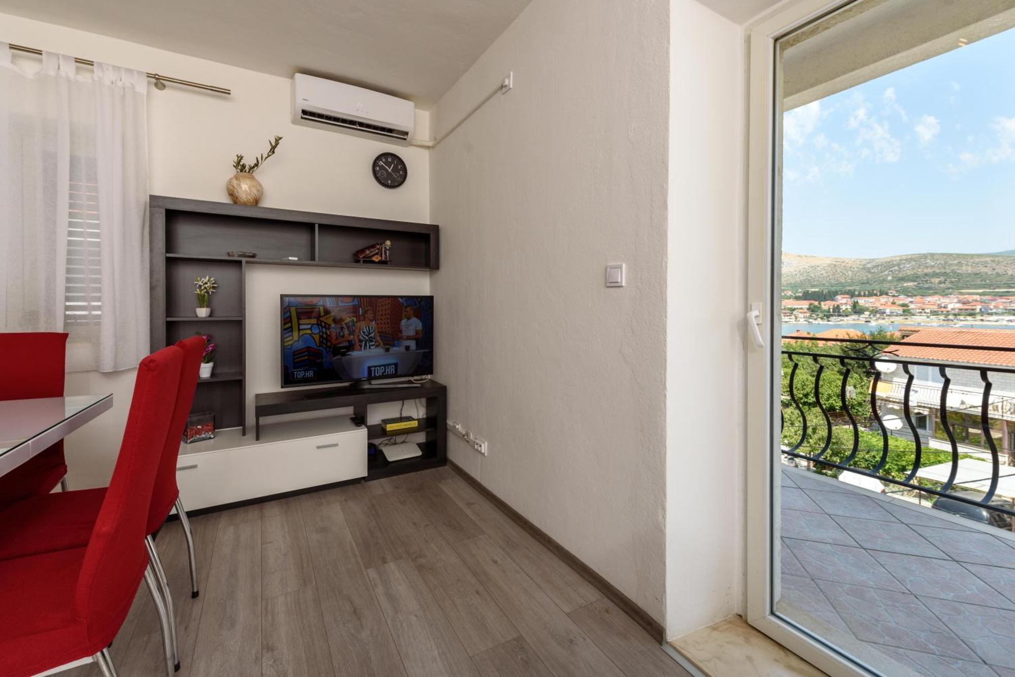 Apartments & Rooms Zaja Trogir Bilik gambar