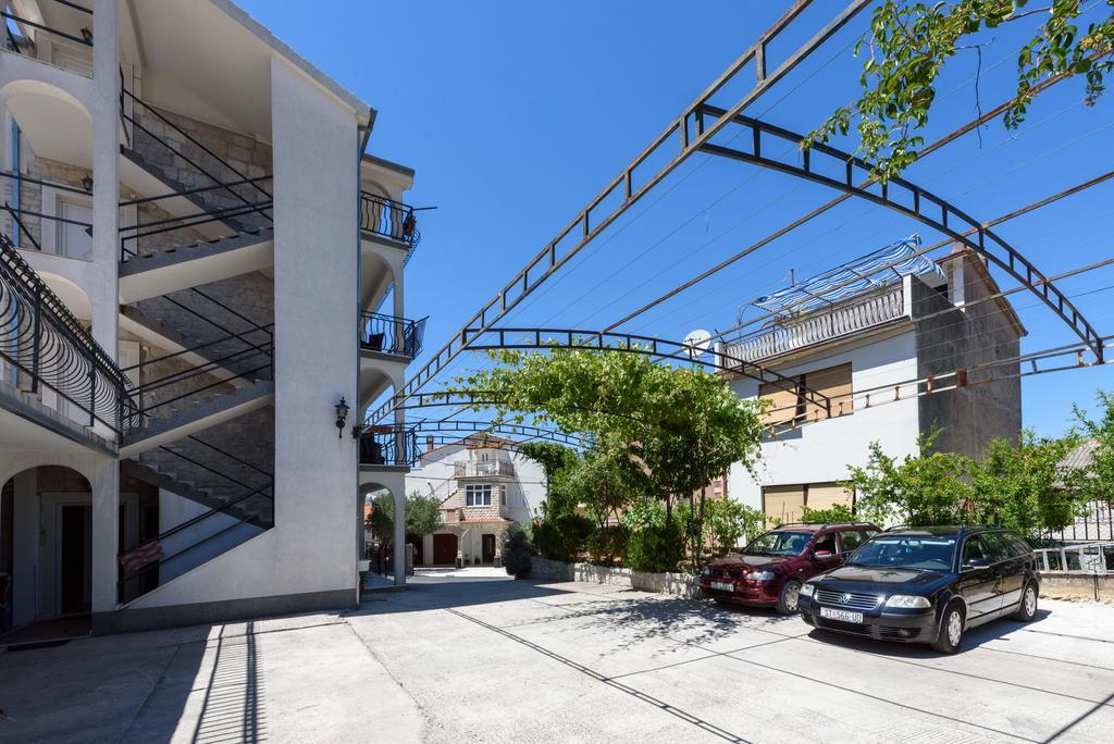 Apartments & Rooms Zaja Trogir Luaran gambar