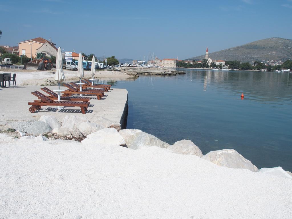 Apartments & Rooms Zaja Trogir Bilik gambar